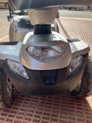 Moto Eléctrica 4 ruedas Modelo Galaxy