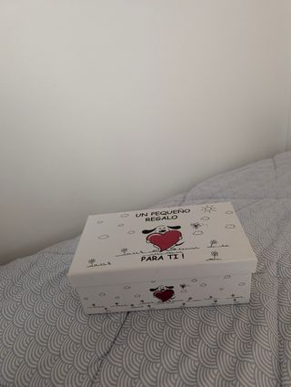 Set de cajas de regalo cuadros y dibujos