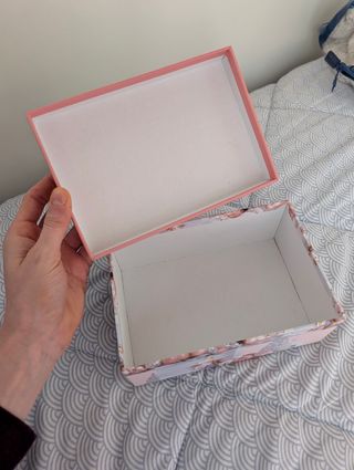 Set de cajas de regalo cuadros y dibujos