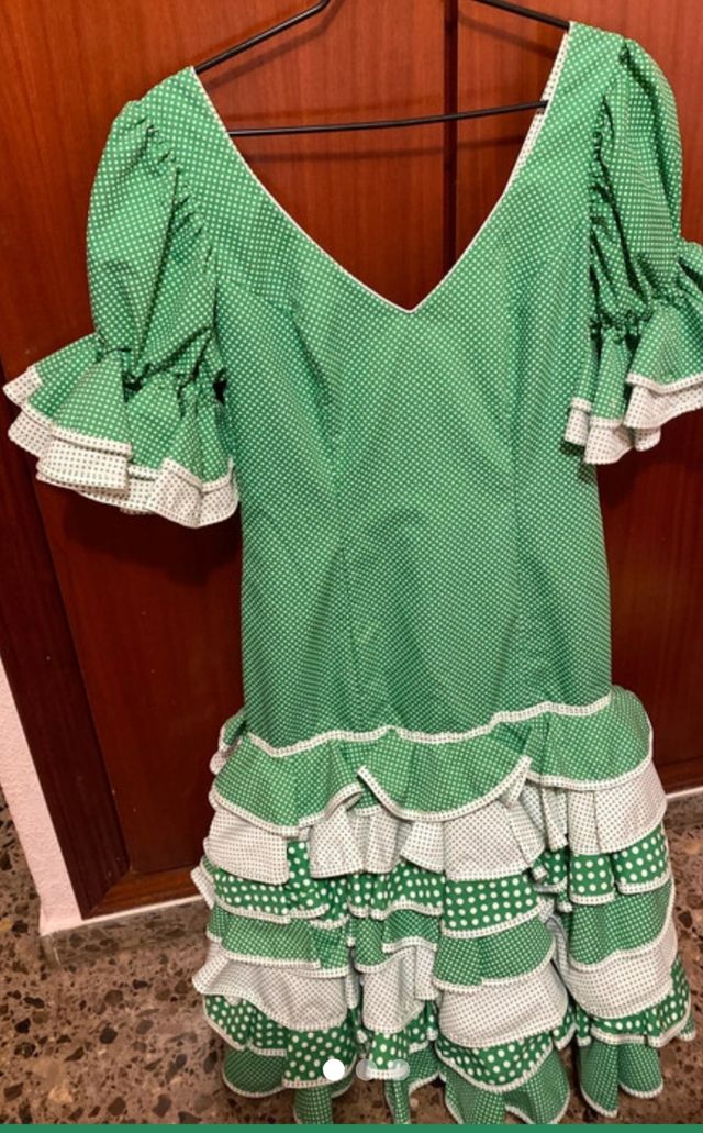 Traje o vestido de flamenca