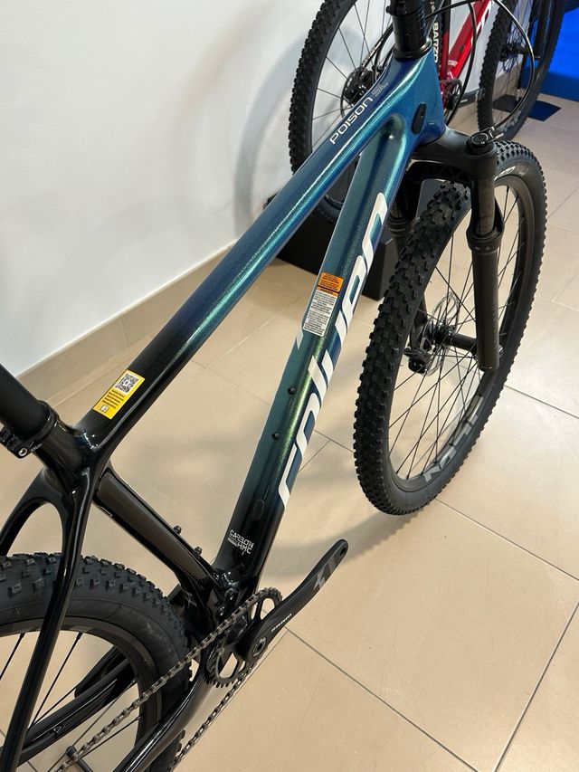 Coluer Poison NUEVA TALLA L