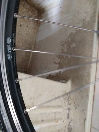 Rueda decatlhon nueva incluye llanta,neumático