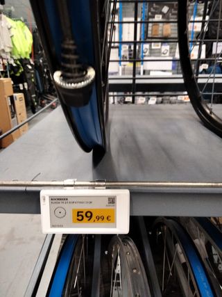 Rueda decatlhon nueva incluye llanta,neumático