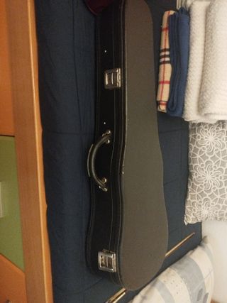 Estuche para violín antiguo