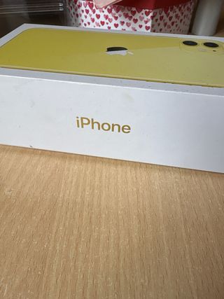 Iphone 11 128GB AMARILLO
