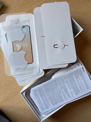 Iphone 11 128GB AMARILLO