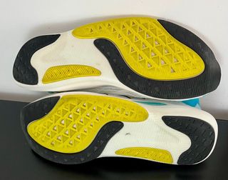 New Balance Fuelcell Rebel v2