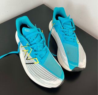 New Balance Fuelcell Rebel v2