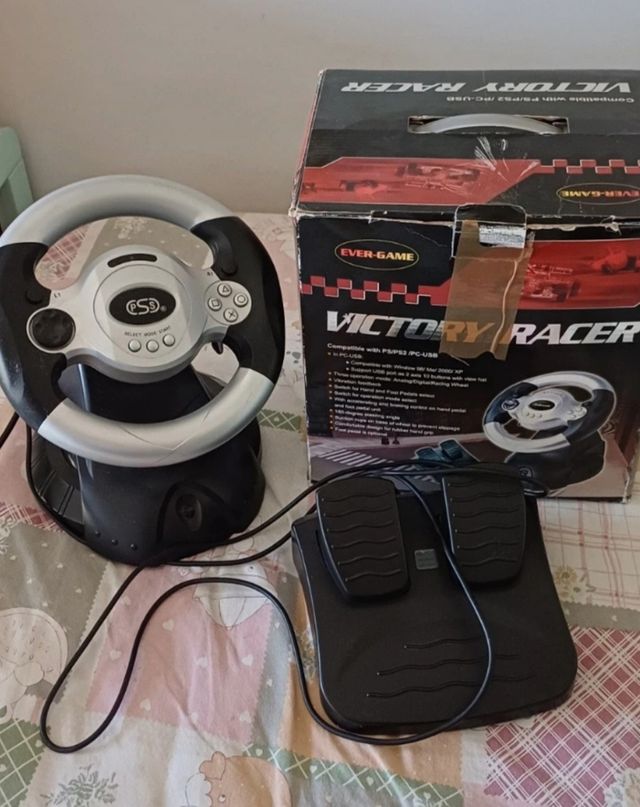 Volante ps1/ps2/pc con GT4