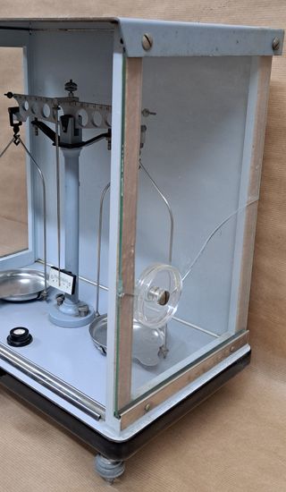Balanza de precisión Cobos, fuerza 100 gramos  