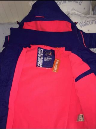 Chaqueta cortavientos Superdry Mujer