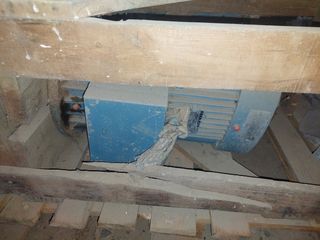 Motor de bomba vertical