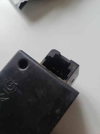 Cerradura maletero citroen peugeot