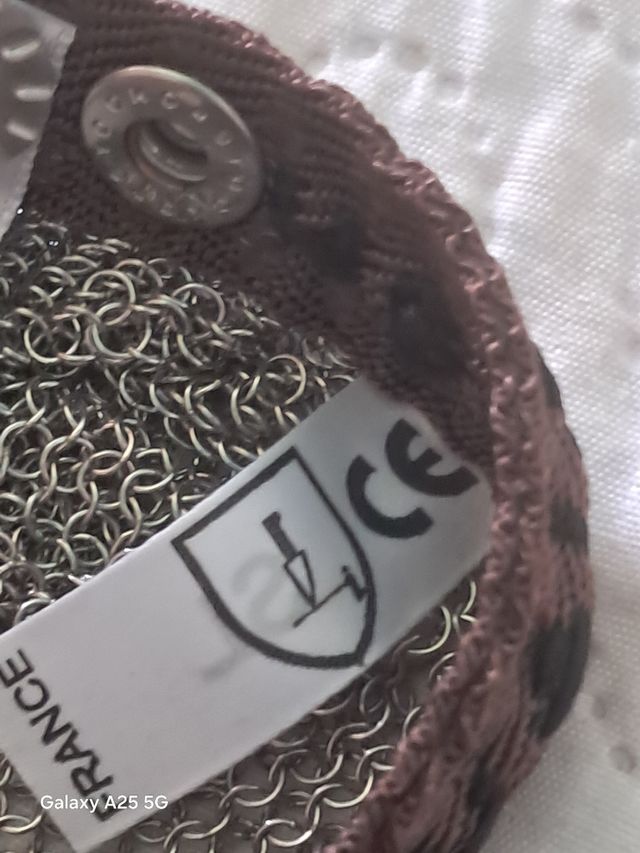 Guante de malla de carnicero sin usar