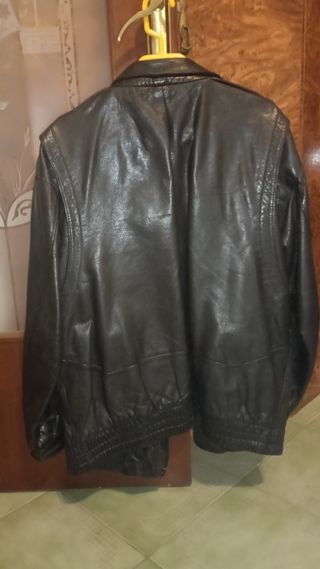 CHAQUETAS DE CUERO