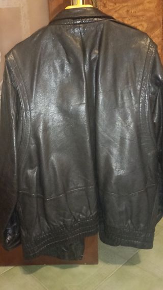 CHAQUETAS DE CUERO