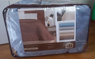 Nueva Manta Manterol cama 150 cm.