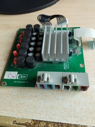 Conectores Philips de altavoces y placa home ci