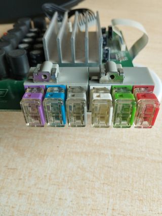 Conectores Philips de altavoces y placa home ci