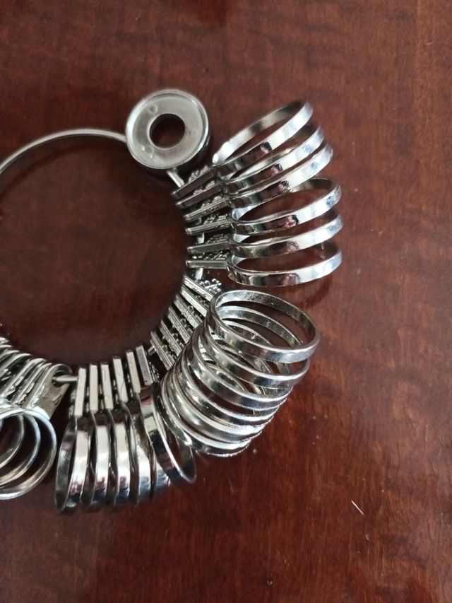 Medidor de dedos de joyeria