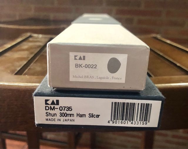 Cuchillo jamonero y chaira japoneses