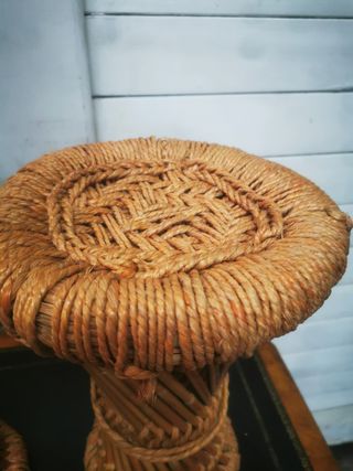 Taburetes pequeños. Caña. Precio unidad