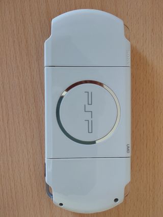 Sony PSP 3004 BIANCA WHITE PEARL COME NUOVA