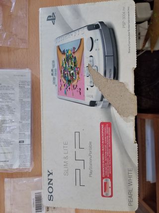 Sony PSP 3004 BIANCA WHITE PEARL COME NUOVA
