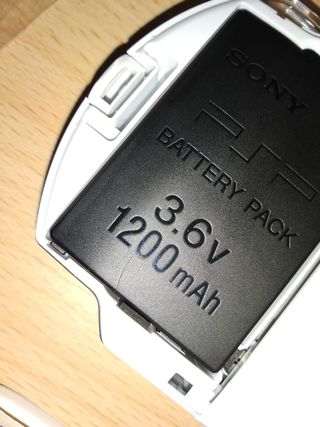 Sony PSP 3004 BIANCA WHITE PEARL COME NUOVA