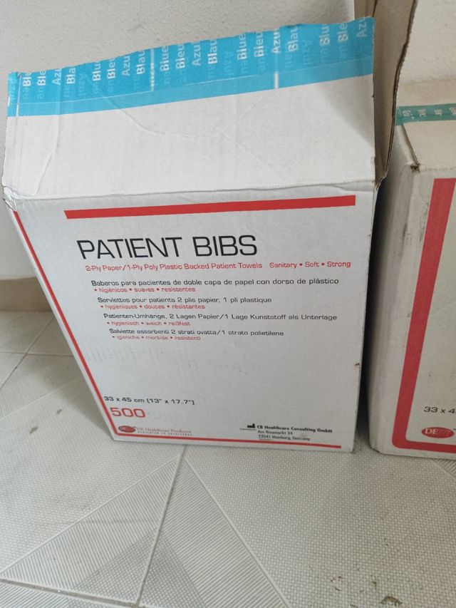 BABEROS IMPERMEABLES dentales