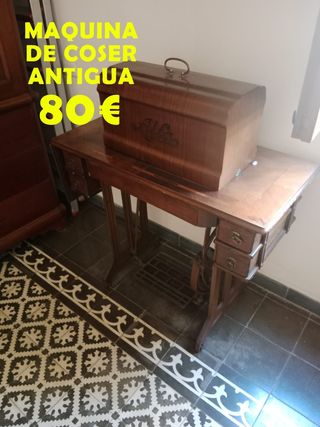 Maquina de coser antigua