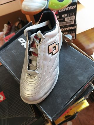 Botas futbol sala n 31 nuevas lotto