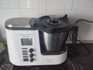 Robot Monsieur Cuisine Plus