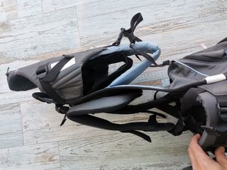 Mochila portabebés trekking Forclaz300