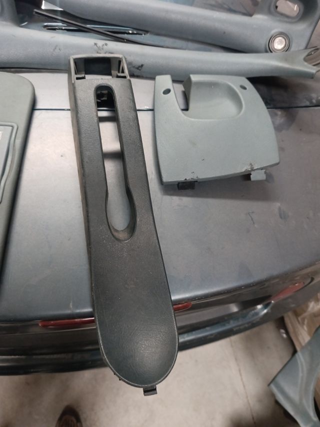 Plásticos interior Megane coupé cabrio