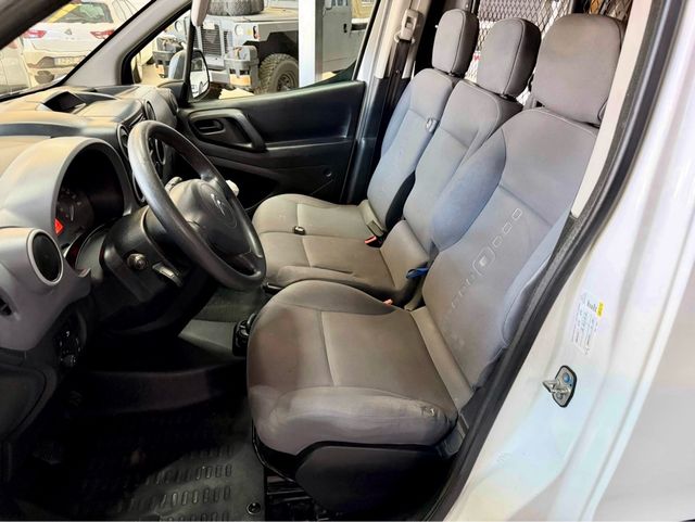 Citroen Berlingo 3 PLAZAS IVA DEDUCI ETIQUETA BOLA