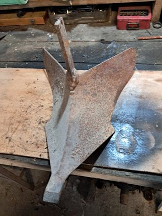 Arado pequeño para motocultor