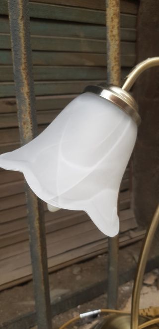 Lampara de metal y cristal. Ideal