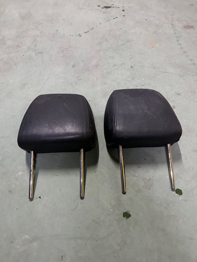 Reposacabezas asientos delanteros Mazda 6 2003