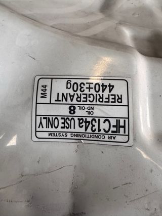 Capot toyota auris blanco