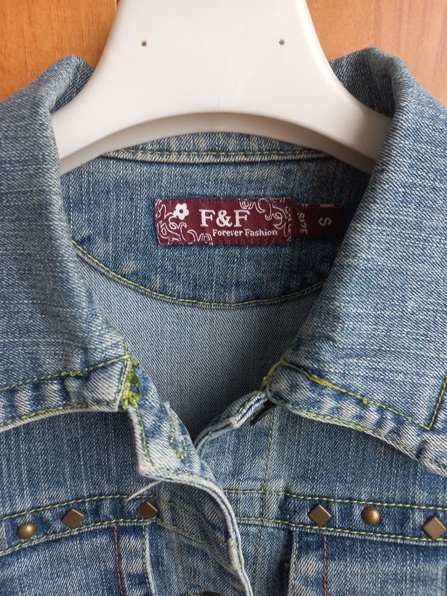 Giubbotto in jeans elasticizzato