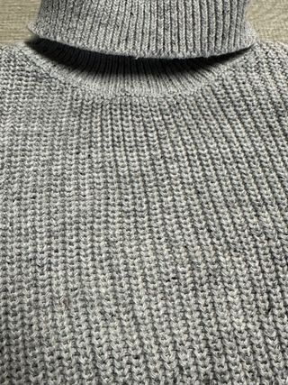 Jersey cuello alto “tipo lana” niño