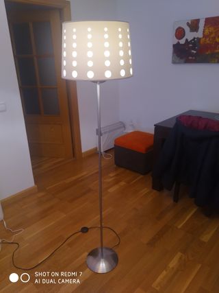 Lámpara de pie salón