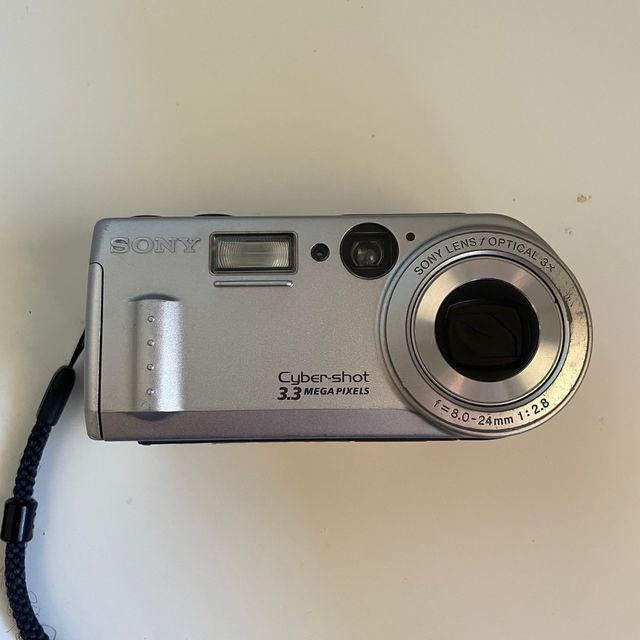 Fotocamera Sony DSCP1 3.3mpx vintage camera