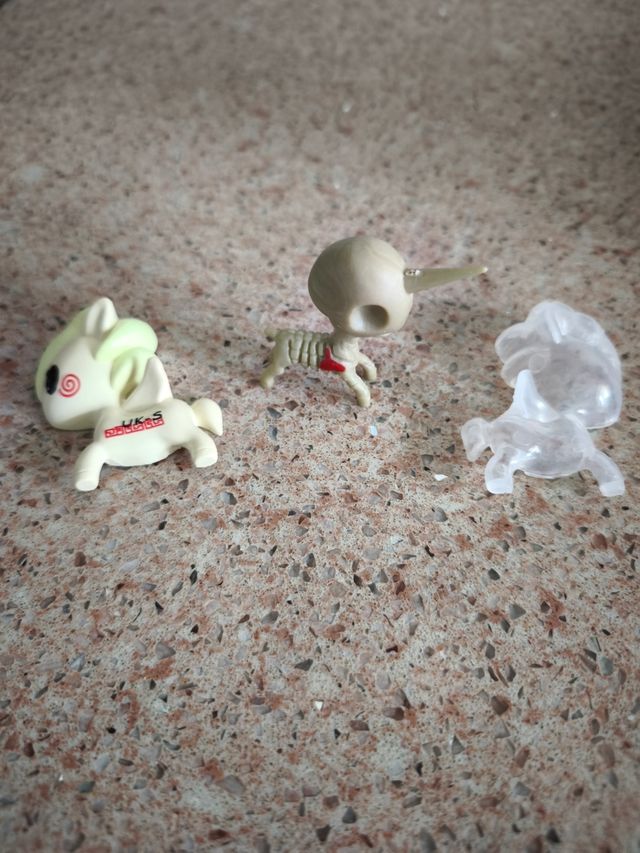 Unicornio esqueleto Tokidoki