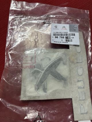 Emblema Original Peugeot 2008
