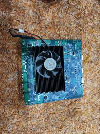 Placa base Intel i3 wifi 8gb mem