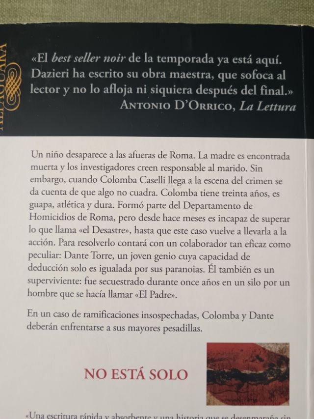 No está solo/ Kill the Father (Spanish Edition)