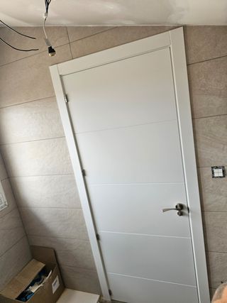 Carpintero Instalación puertas 