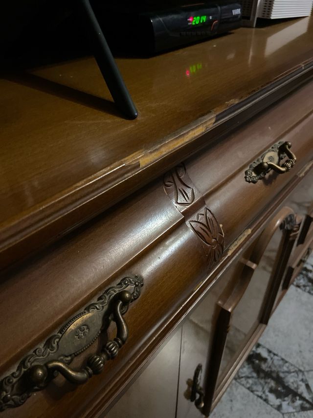 Mueble de salon antiguo